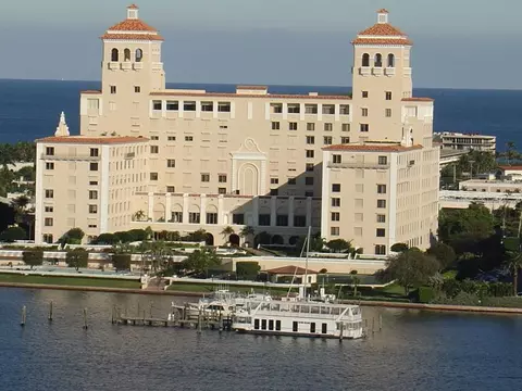 150 Bradley Pl #101, Palm Beach, FL 33480