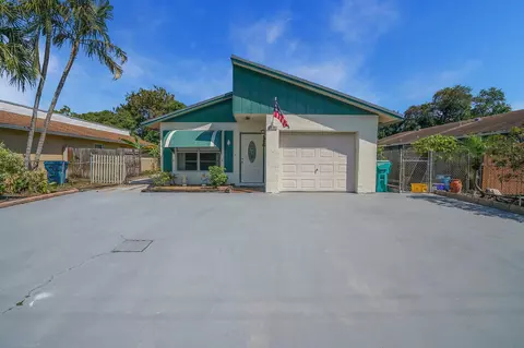 626 NW 7th Ct, Boynton Beach, FL 33426
