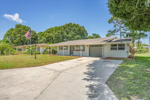 302 W Arbor Ave, Port Saint Lucie, FL 34952