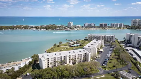 300 Intracoastal #203, Tequesta, FL 33469