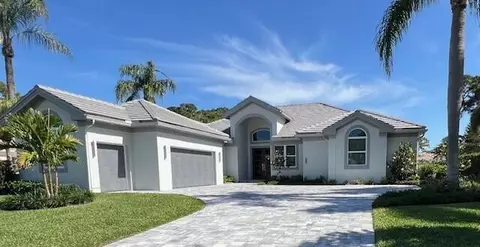 4229 SE Frazier Ct, Stuart, FL 34997