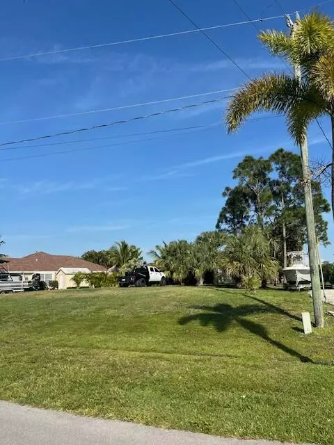 5307 NW Rugby Dr, Port St Lucie, FL 34983