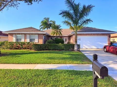 10645 Green Trail Dr S, Boynton Beach, FL 33436