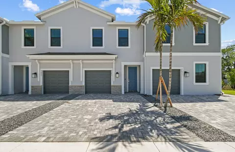 7649 SW Lucy Ln #LATITUDE, Stuart, FL 34997