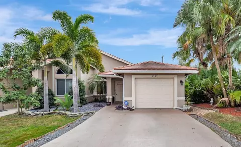 6549 Marissa Cir, Lake Worth, FL 33467