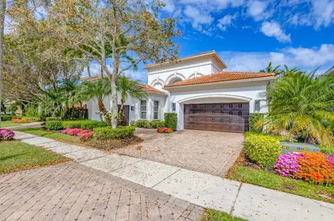 135 Olivera Way, Palm Beach Gardens, FL 33418