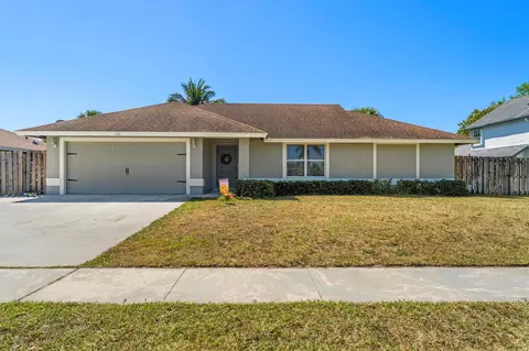 103 Queens Ln, Royal Palm Beach, FL 33411