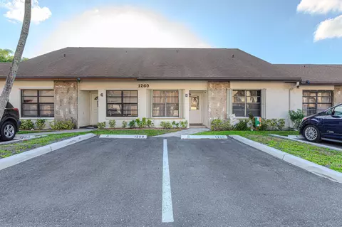 1260 Parkside Green Dr #D, Greenacres, FL 33415