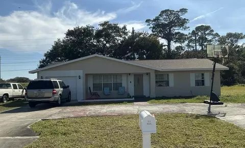 1807 Barcelona, Fort Pierce, FL 34946