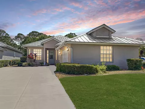 9435 Poinciana Ct, Fort Pierce, FL 34951