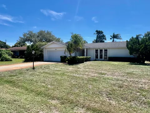 121 15th, Vero Beach, FL 32962