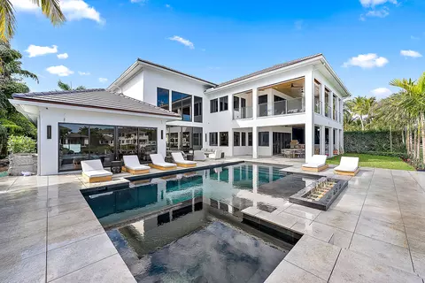 126 Quayside Dr, Jupiter, FL 33477