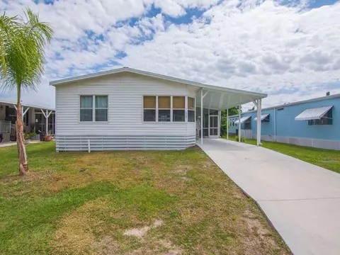 15 SE Iberian Ln, Port Saint Lucie, FL 34952