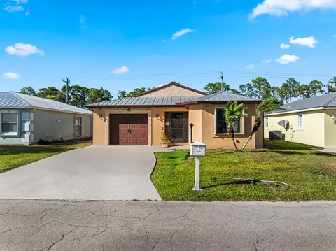 154 Mediterranean Blvd N, Port Saint Lucie, FL 34952