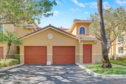 500 Scotia Dr #106, Hypoluxo, FL 33462