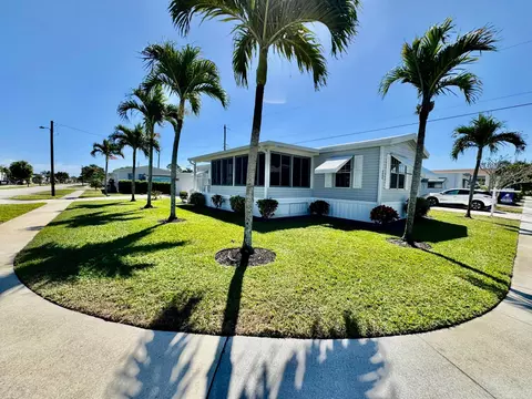4004 Marigold Rd, Boynton Beach, FL 33436