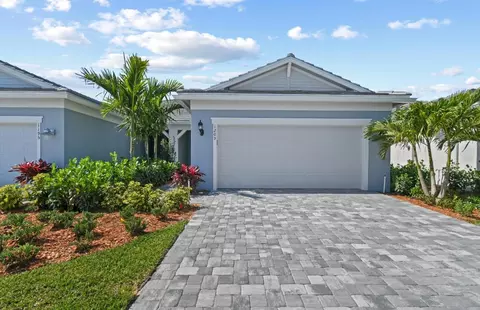 1209 Harper #VILLA 8, Vero Beach, FL 32960