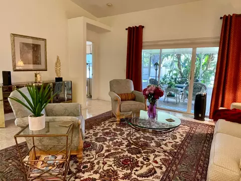 10 Sausalito Dr, Boynton Beach, FL 33436