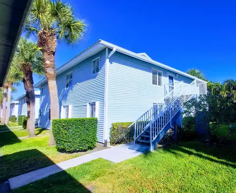 235 SE Village Dr #235, Port Saint Lucie, FL 34952