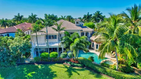 8417 Del Prado Dr, Delray Beach, FL 33446