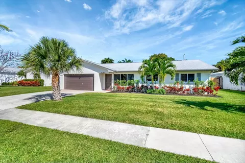 1211 SW 26th, Boynton Beach, FL 33426
