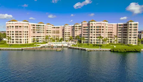 300 SE 5th Ave #4060, Boca Raton, FL 33432