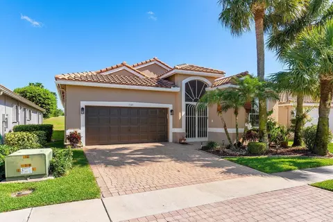 7189 Haviland Cir, Boynton Beach, FL 33437