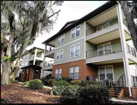 1257 SW 9th Rd SW #305, Gainesville, FL 32601