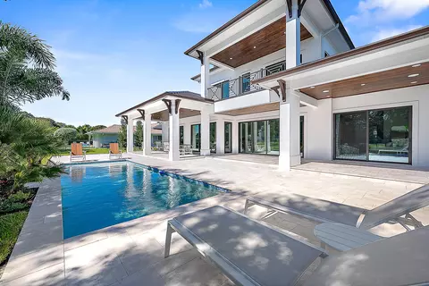 325 Fairway N, Tequesta, FL 33469
