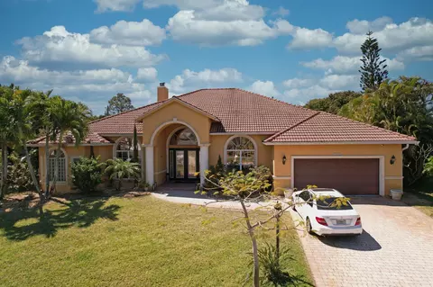3502 SE Burk Ct, Port Saint Lucie, FL 34984