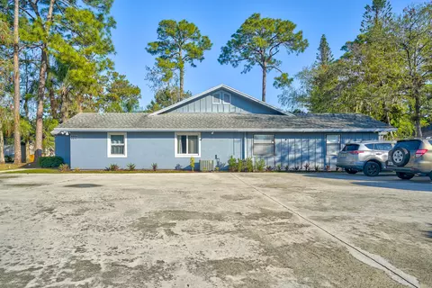 1073 Goldenrod Rd, Wellington, FL 33414
