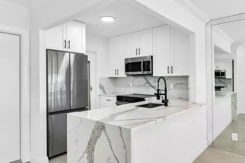 410 SE 2nd Ave #26, Deerfield Beach, FL 33441