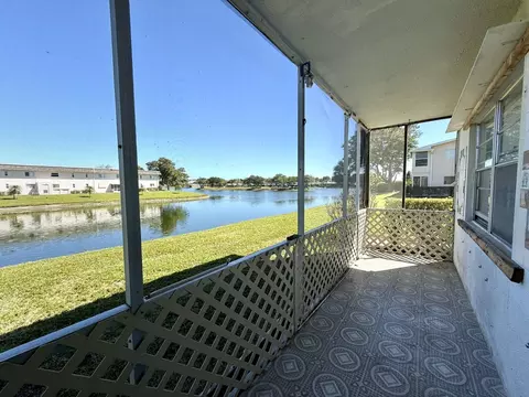 401 Chatham T, West Palm Beach, FL 33417