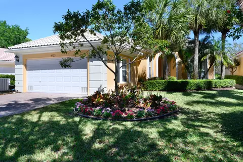 4703 Dovehill Dr, Palm Beach Gardens, FL 33418