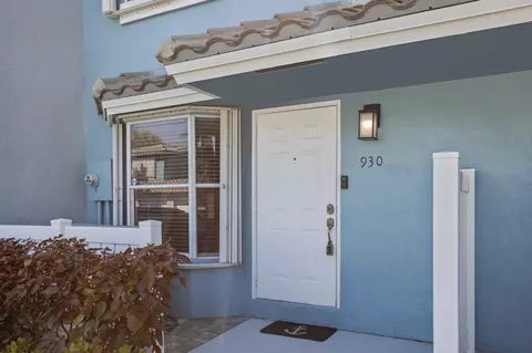 930 Jeffery St, Boca Raton, FL 33487