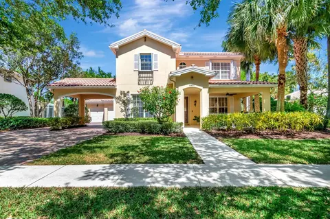 8457 Arima Ln, Wellington, FL 33414