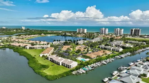 209 River Walk, Hutchinson Island, FL 34949