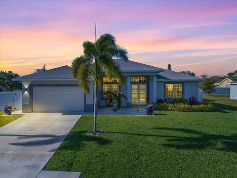 269 SW Voltair Ter, Port Saint Lucie, FL 34984