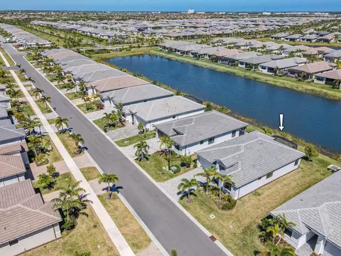 12599 SW Blue Mangrove Pkwy, Port Saint Lucie, FL 34987