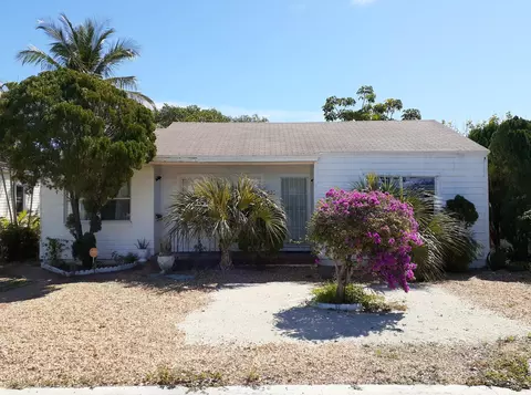 1022 N J St, Lake Worth Beach, FL 33460