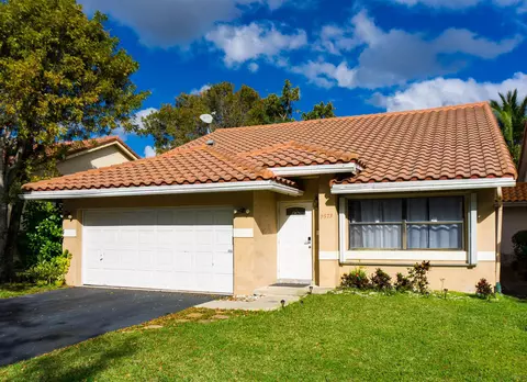 2573 NW 95th Ave, Coral Springs, FL 33065