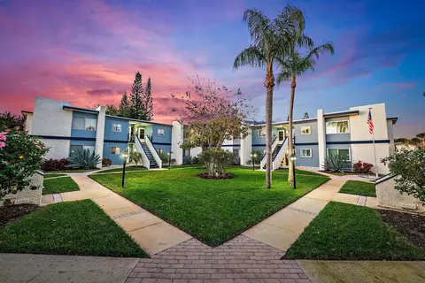 1561 NE 12th Ter #C-14, Jensen Beach, FL 34957