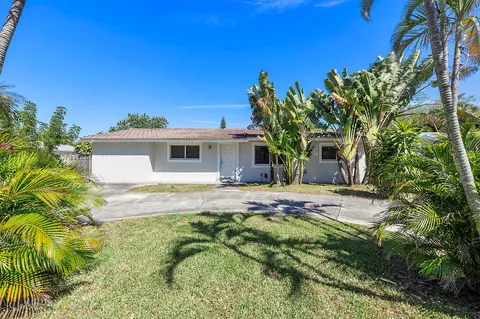 4064 NW 2nd Ct, Boca Raton, FL 33431