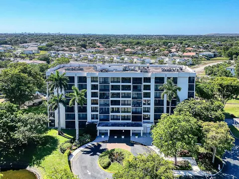 5951 Wellesley Park Dr #403, Boca Raton, FL 33433
