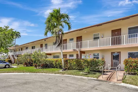 7355 NW 4th Pl #101, Margate, FL 33063