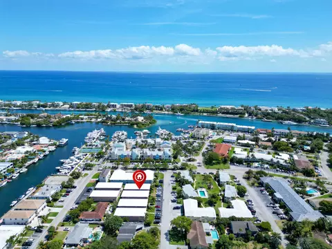 2753 NE 28th #2E, Lighthouse Point, FL 33064