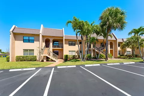 125 Lake Nancy 143 Dr #143, West Palm Beach, FL 33411