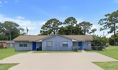 3207 Mura Dr, Fort Pierce, FL 34982