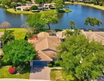 3126 Deer Creek Lake Shore Dr, Deerfield Beach, FL 33442