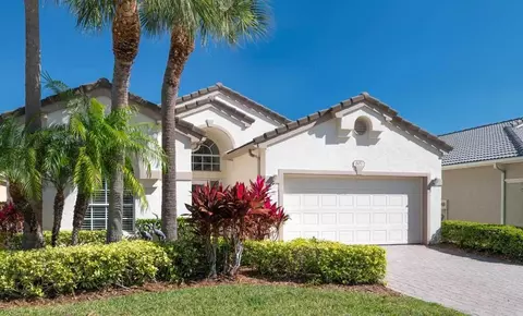 807 NW Mossy Oak Way, Jensen Beach, FL 34957